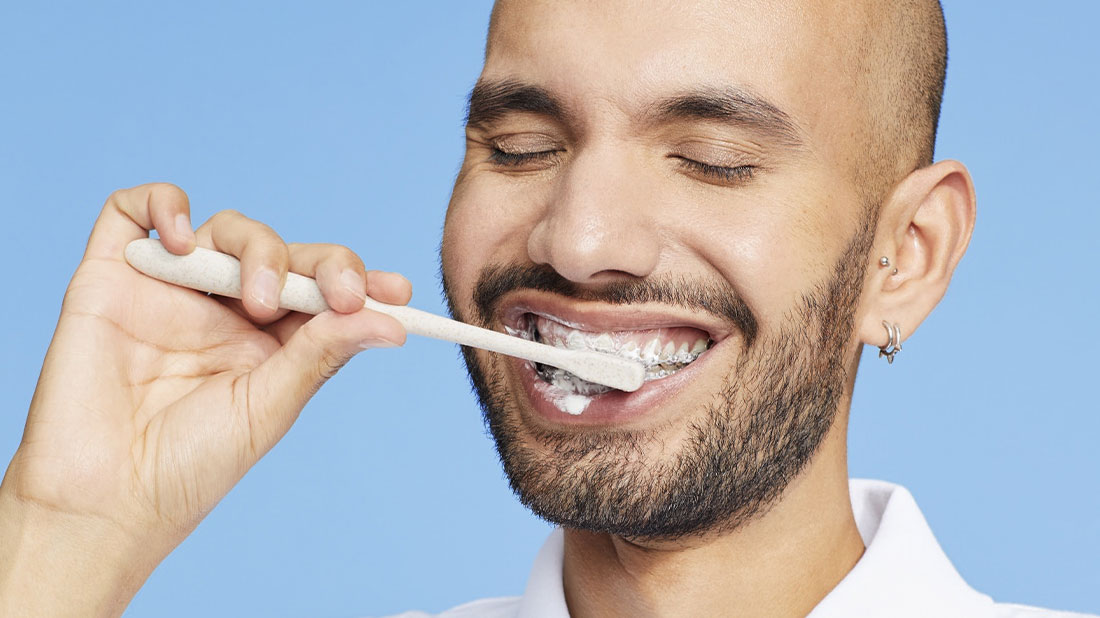 Pourquoi notre dentifrice ne contient pas de fluor